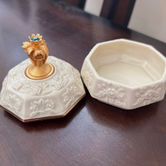 Lenox treasures collection may birthstone trinket dish - Picture 3 of 4